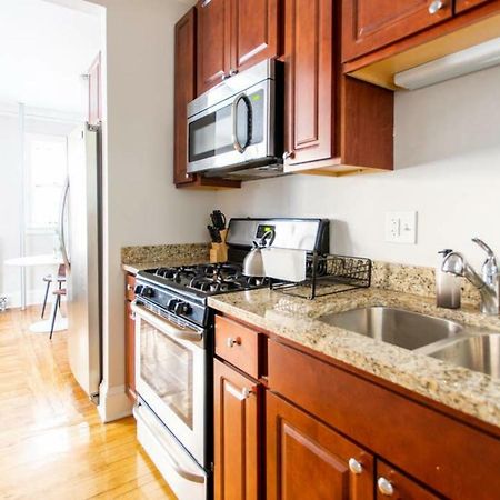 1Br Modern Apartment In Lincoln Square - Eastwood 3S Rep Чикаго Экстерьер фото