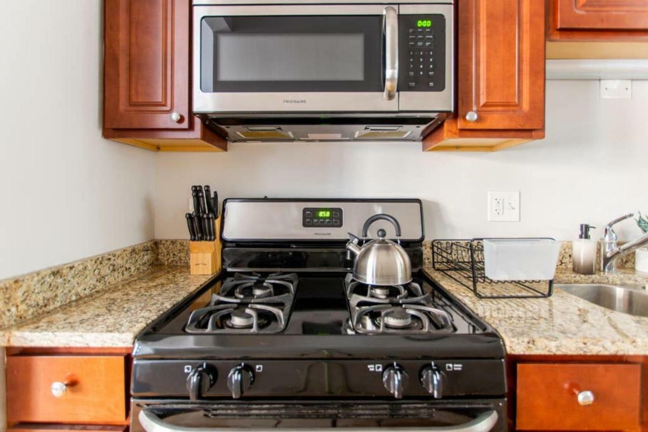 1Br Modern Apartment In Lincoln Square - Eastwood 3S Rep Чикаго Экстерьер фото